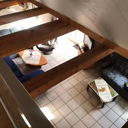 Christinas Fewo Fischerhus Mit 3 Schlafzimmer, Kueche, Wohnzimmer,badezimmer , Balkon U Garten U Parkplatz In Thiede * 萨尔茨吉特